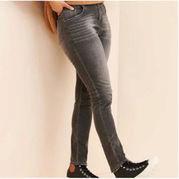 Universal Standard Logan High Rise Vintage Jeans 38 NWT Distressed Gray 90s Y2K - Picture 1 of 5